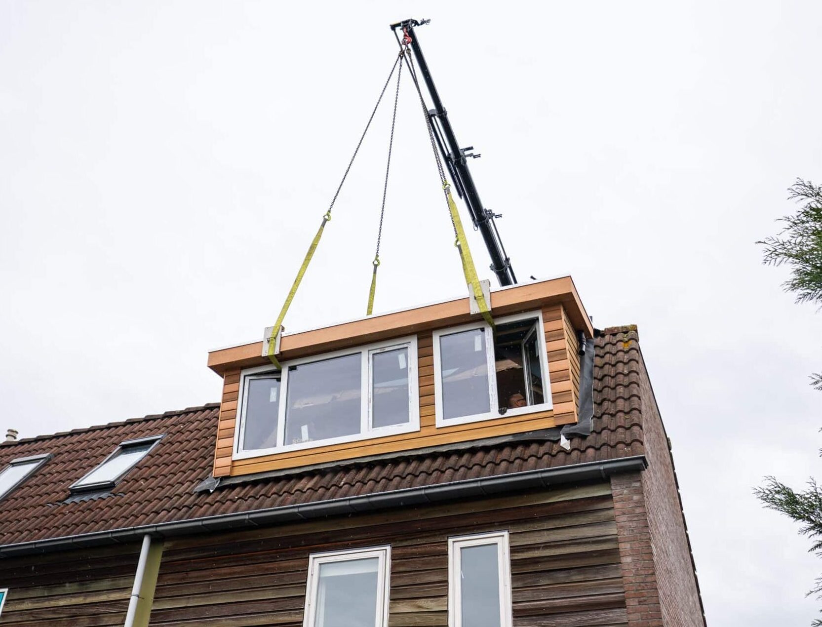 plaatsing houten dakkapel
